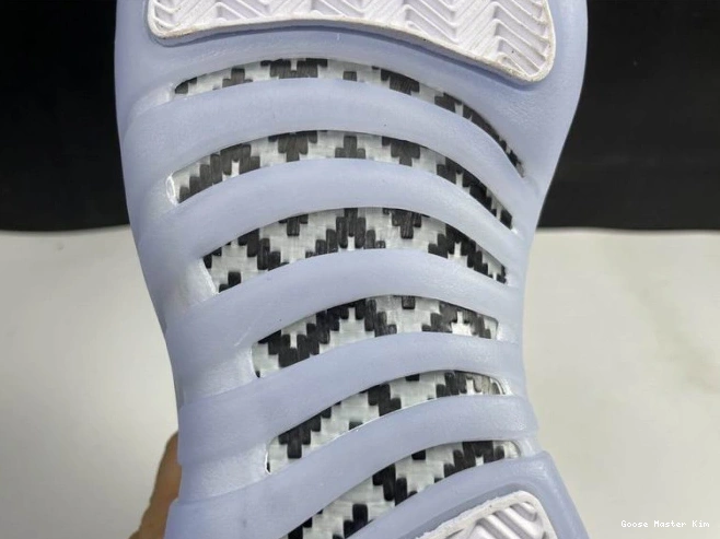 AIR (2021) 12 LOW RETRO JORDAN DB0733-190 EASTER 0717
